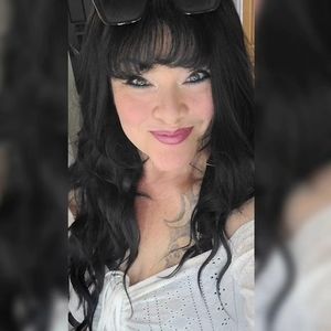 Meet your Posher, Annette